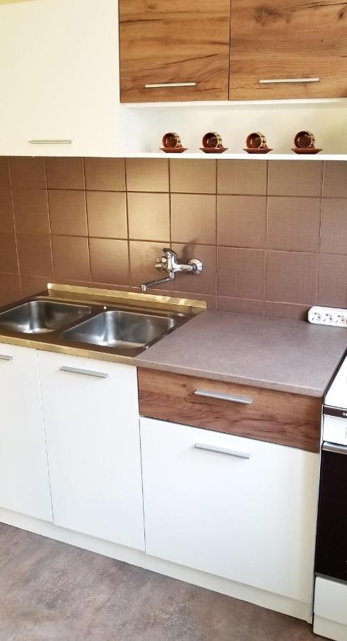 Apartment Per Day Vrbas Esterno foto